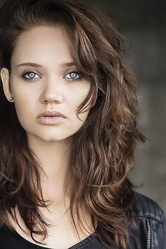 凯莉·吉尔伯特 Kayleigh Gilbert照片
