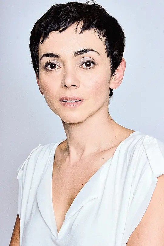 海伦马克苏德 Helene Maksoud照片