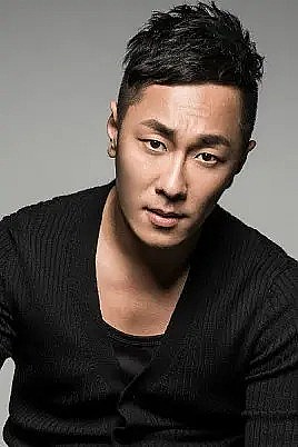 张一强 Yiqiang Zhang照片