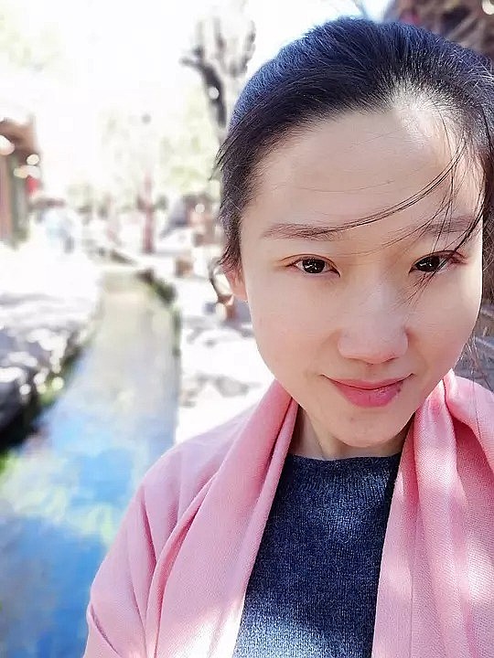 张靓 Liang Zhang照片