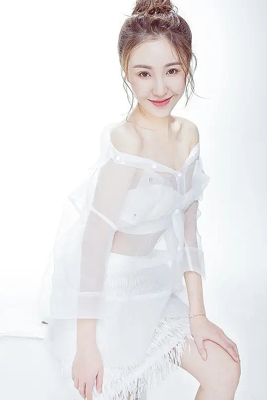 沈璐 Lu Shen照片
