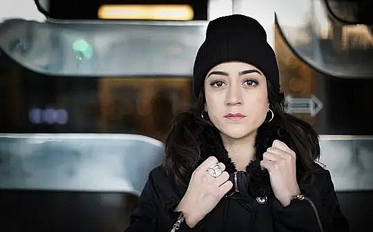 吉泽姆·埃尔多安 Gizem Erdogan照片