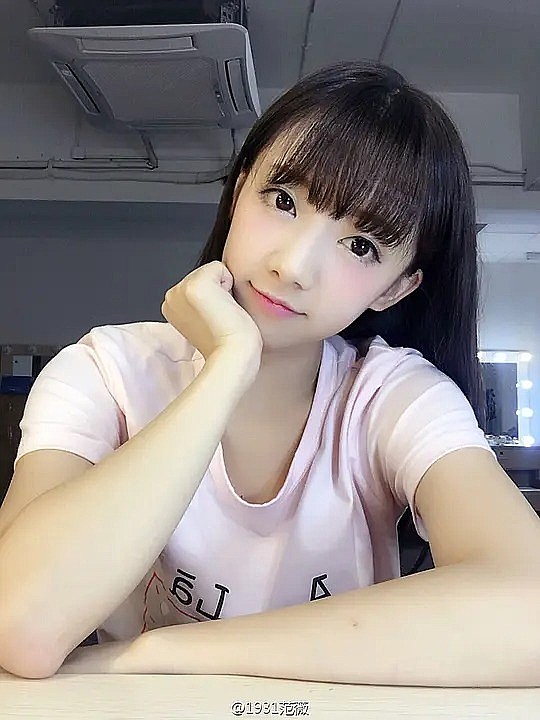 范薇 Wei Fan照片