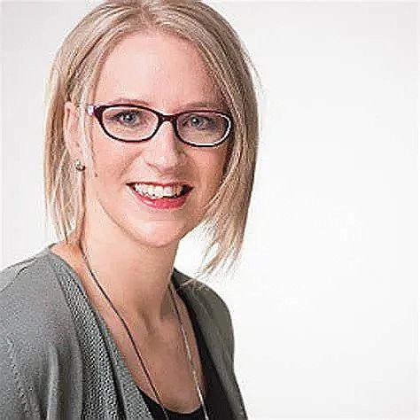 梅兰妮·斯特劳布 Melanie Straub照片