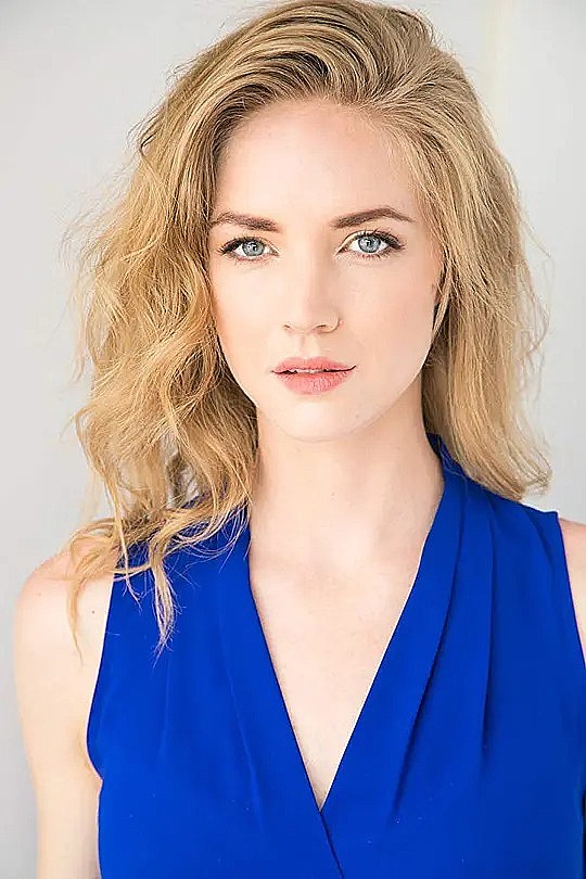 杰克琳·黑尔斯 Jaclyn Hales照片