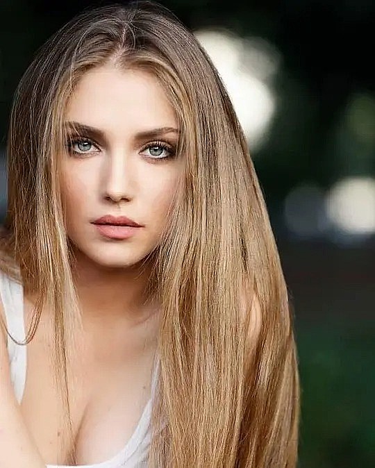 费德里卡·卢卡费里 Federica Lucaferri照片