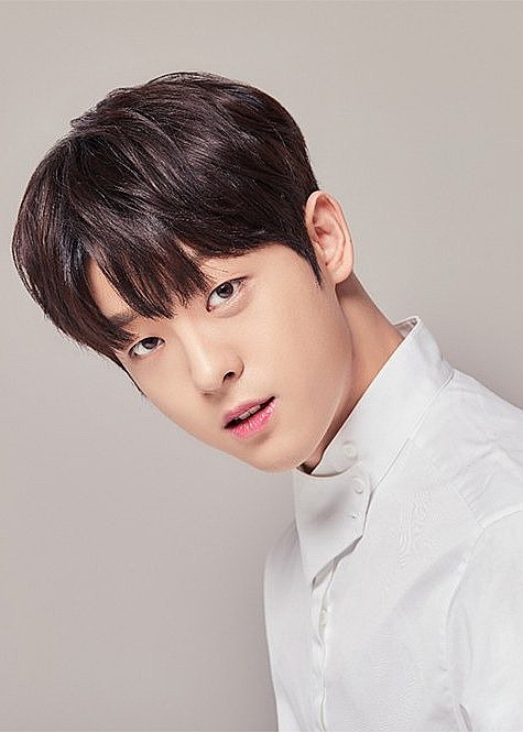 李泰彬 Tae-vin Lee照片