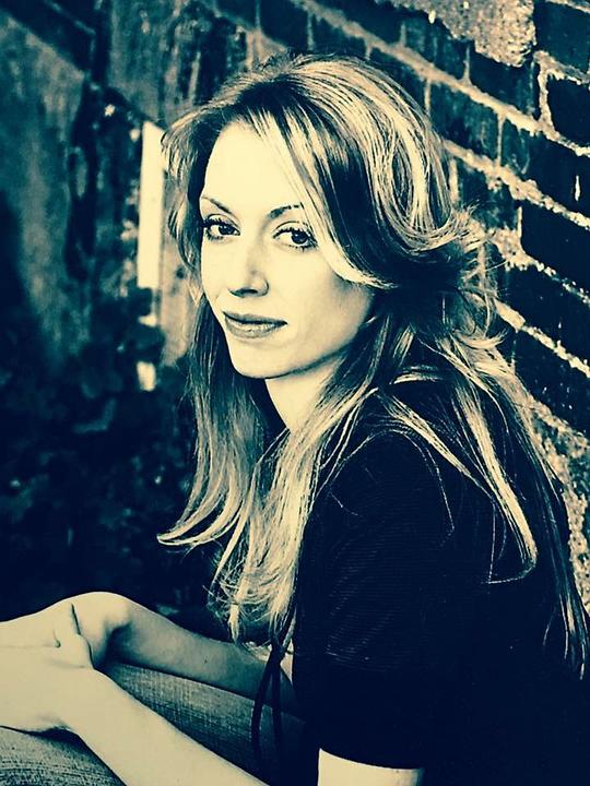 艾琳·法萨诺 Erin Fasano照片