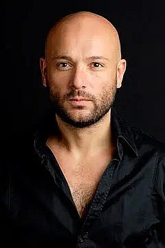 托尔加·特肯 Tolga Tekin照片