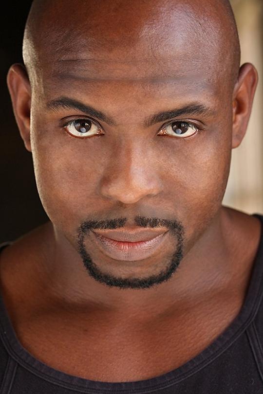 克里斯托弗·迈克尔·霍利 Christopher Michael Holley照片