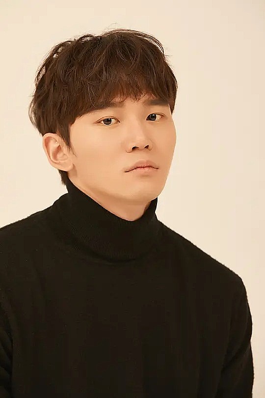 韩俊宇 Joon-woo Han照片