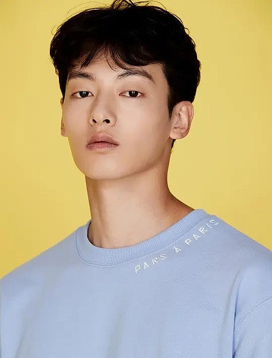 朱御真 Joo Eo Jin照片