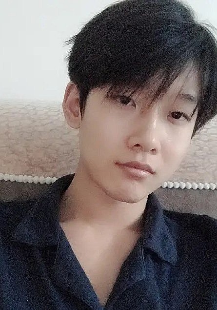刘岩 Yan Liu照片