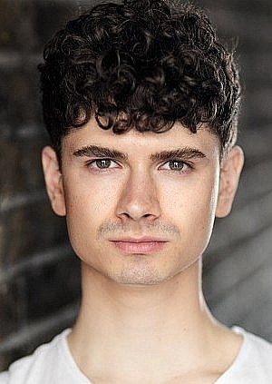 加雷斯·埃文斯 Gareth Evans照片