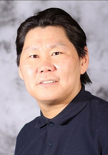 格奥尔基·贝索诺夫 Georgiy Bessonov照片