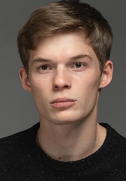 尤里·戴内金 Yuriy Deynekin照片