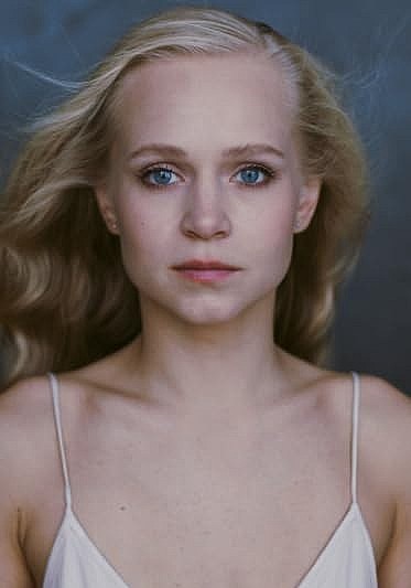 伊琳娜·卢基娜 Irina Lukina照片
