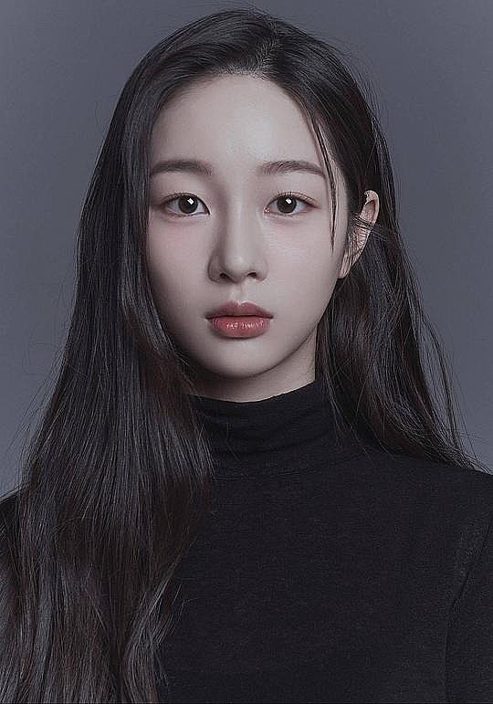郑艺素 Jeong Ye Seo照片