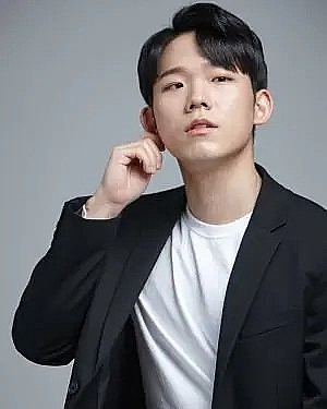 尹相英 Sang-young Yoon照片
