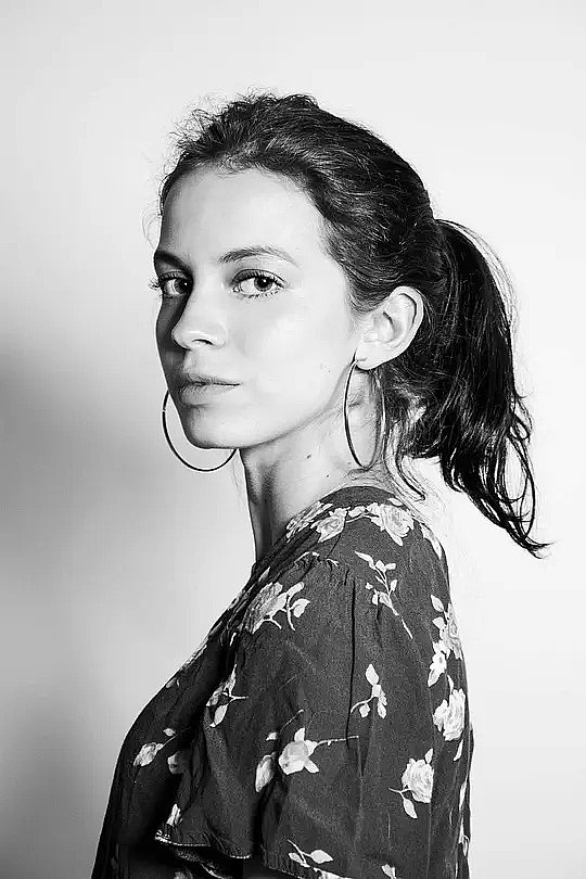 阿娜·瓦莱里娅·贝瑟尔 Ana Valeria Becerril照片
