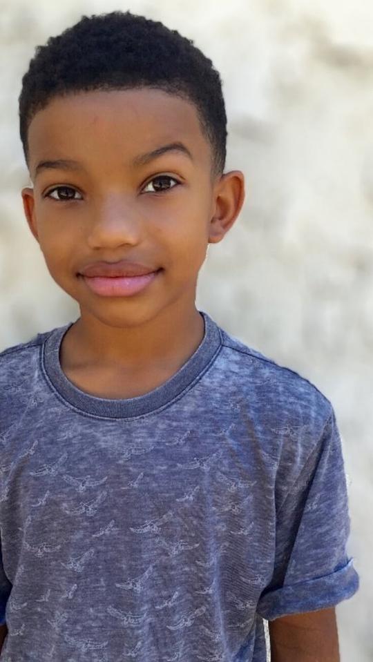 朗尼·查维斯 Lonnie Chavis照片