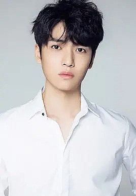 杨天正 Tianzheng Yang照片