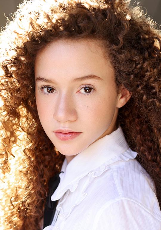 克洛伊·科尔曼 Chloe Coleman照片