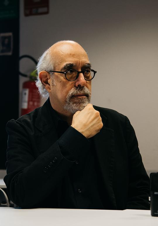 J·M·德马泰 J.M. DeMatteis照片