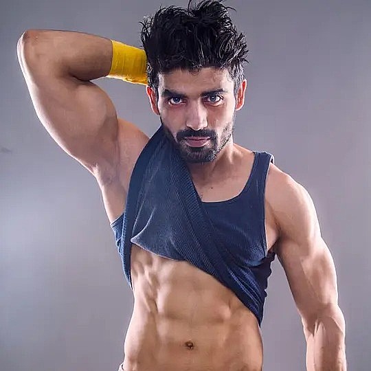卡西夫·侯赛因 Kashif Hussain照片