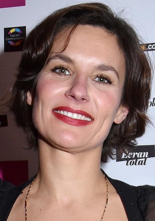 诺米·科赫尔 Noémie Kocher照片
