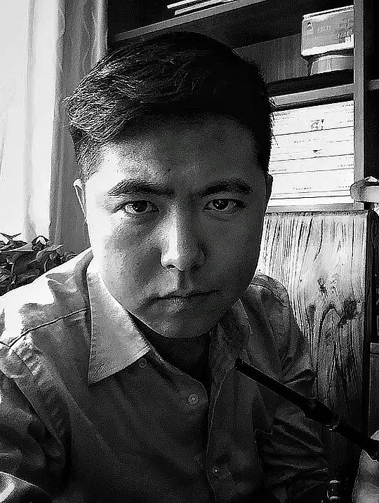屈志鑫 Qu Zhixin照片