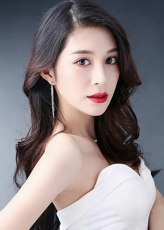 唐洋洋 Yangyang Tang照片