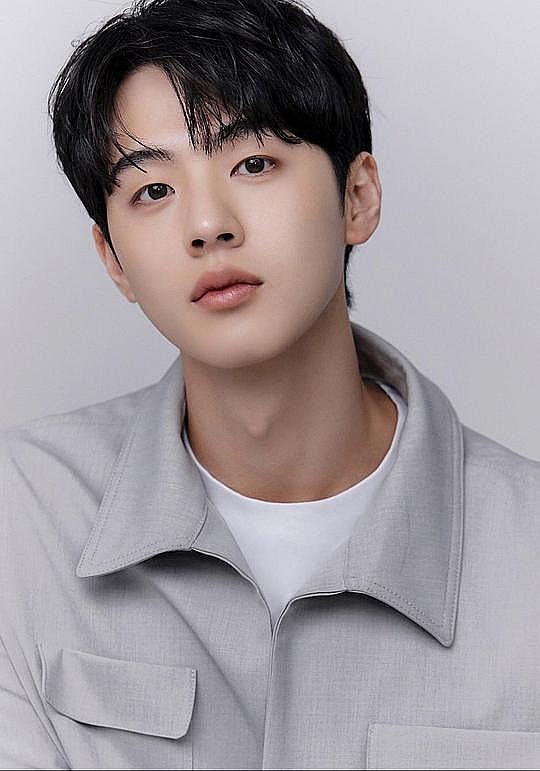 金贤镇 Hyun Jin Kim照片