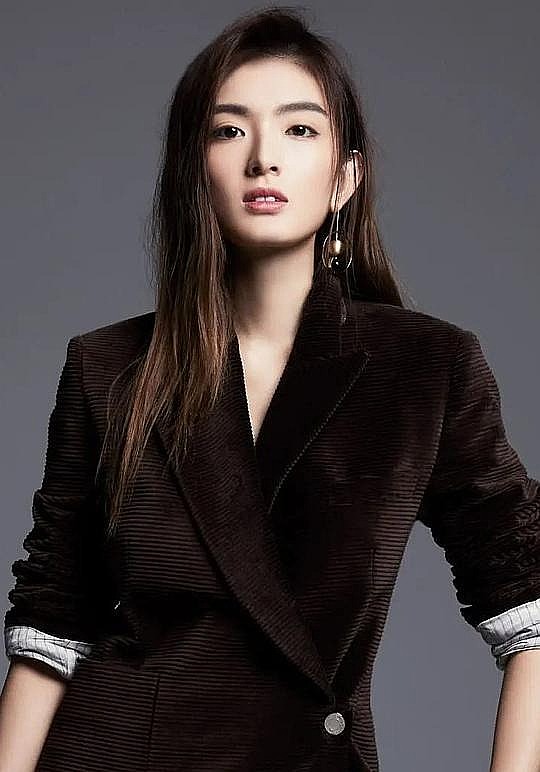 洪凌 Somaline Ang照片