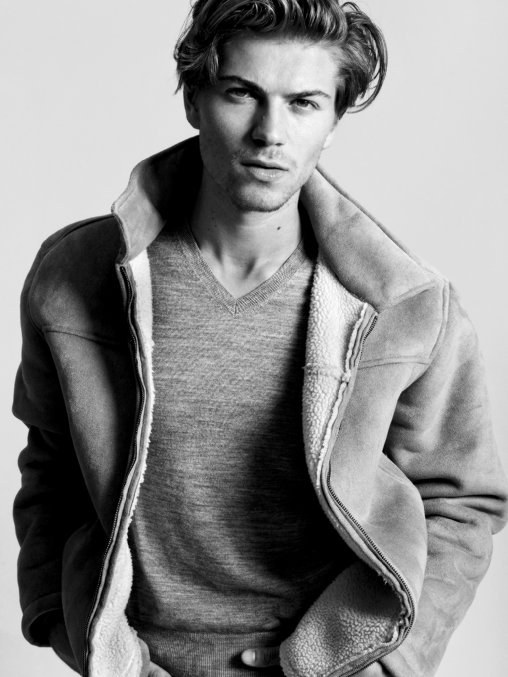 阿马迪厄斯·塞拉菲尼 Amadeus Serafini照片