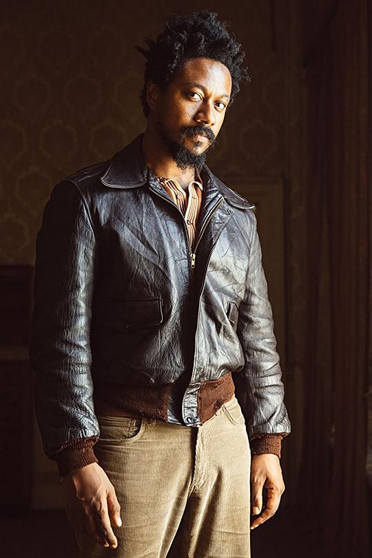 纳撒尼尔·马泰洛-怀特 Nathaniel Martello-White照片