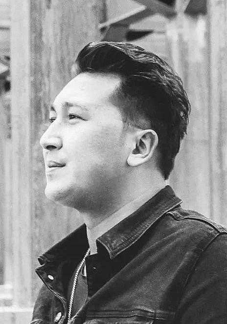 哈力木拉提·热克甫 Halmurat Reqip照片