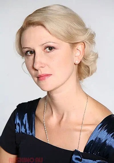 伊丽娜·伊兹文斯卡娅 Irina Yazvinskaya照片