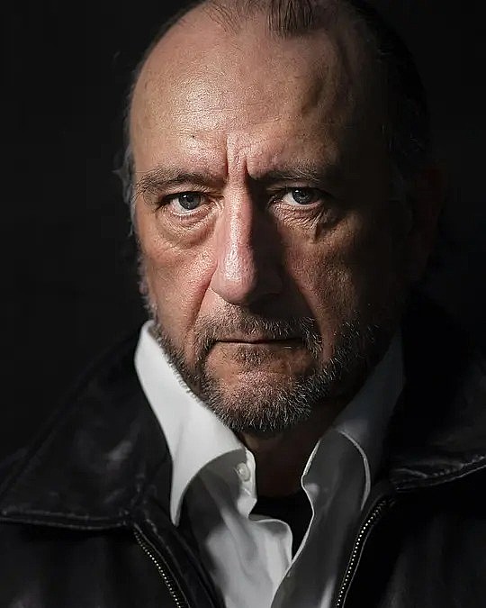 米古埃·佩雷兹 Miguel Pérez照片