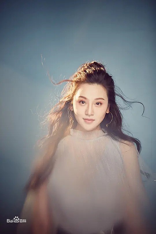 周雪菲 Xuefei Zhou照片