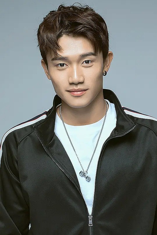 李乐 Le Li照片