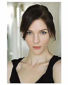 杰西卡·科林斯 Jessica Collins照片