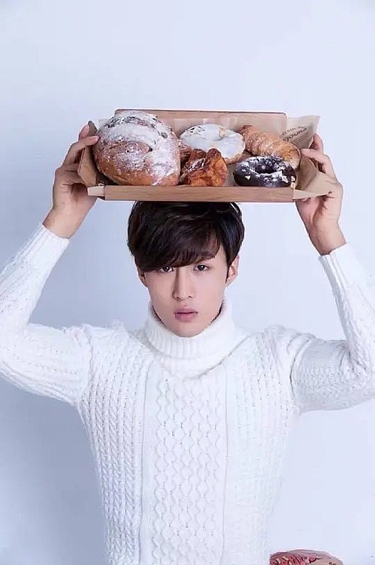申琦 Qi Shen照片