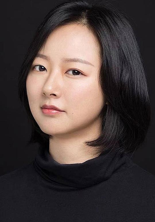 洪泠 Ling Hong照片