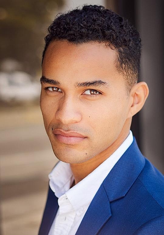 何仁安 Ryan Alexander Holmes照片
