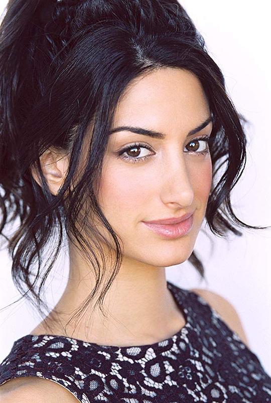 艾登·梅耶里 Ayden Mayeri照片