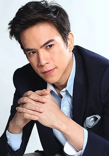 阿萨内 Ball Assanai Thienthong照片