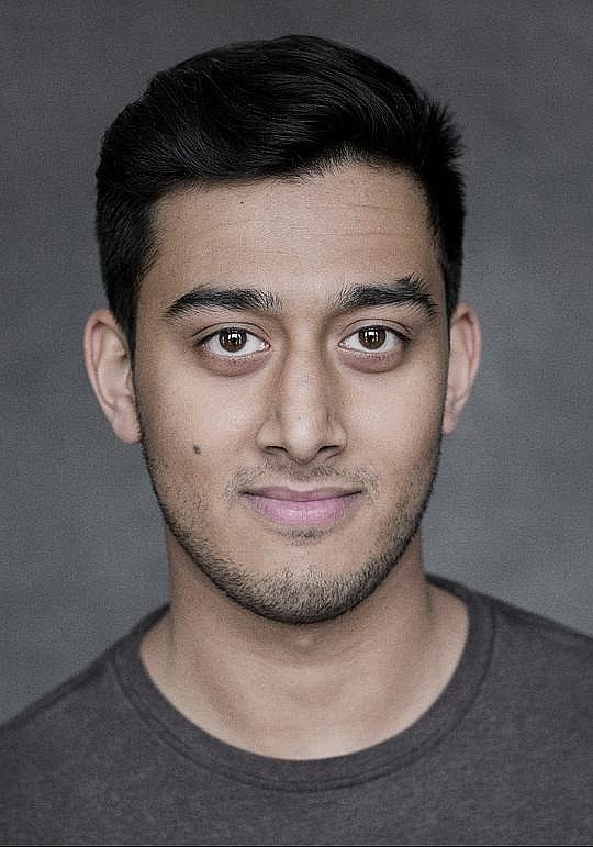 卡兰·吉尔 Karan Gill照片