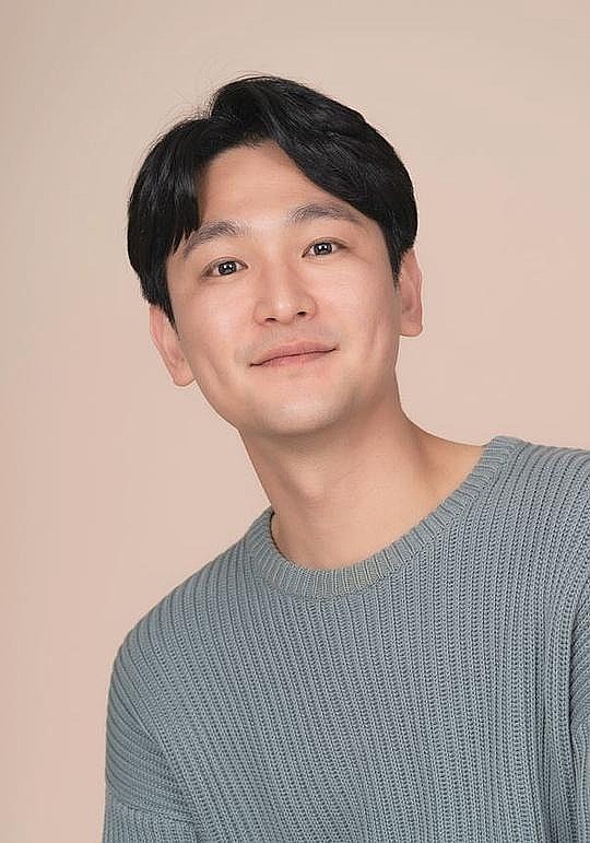 白石光 Baek Seok-gwang照片