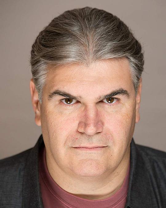 约翰·德马卡斯 John Demakas照片